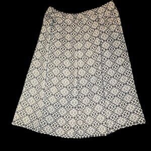 JOE B Geometric Black and White Pleated Medium Knee length Skirt
